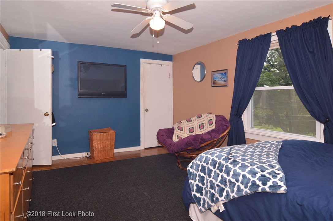 11 Whipple Road Smithfield, RI 02917 - Photo 18 of 31