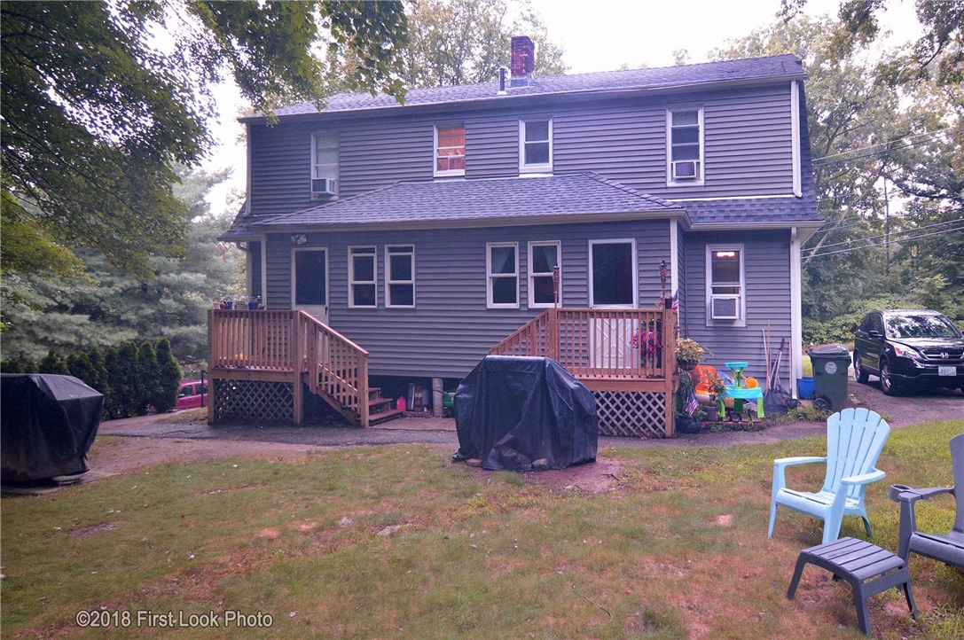 11 Whipple Road Smithfield, RI 02917 - Photo 5 of 31