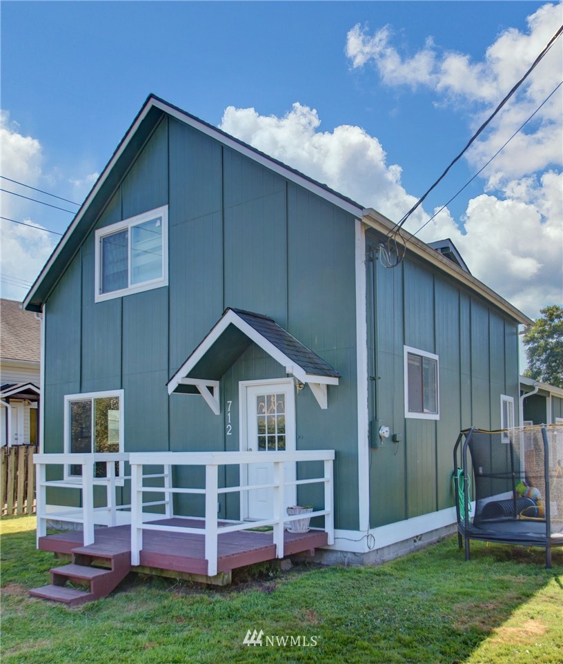 712 Rita Street Sedro-Woolley, WA 98284 - Photo 1 of 31 Gallery Image 1