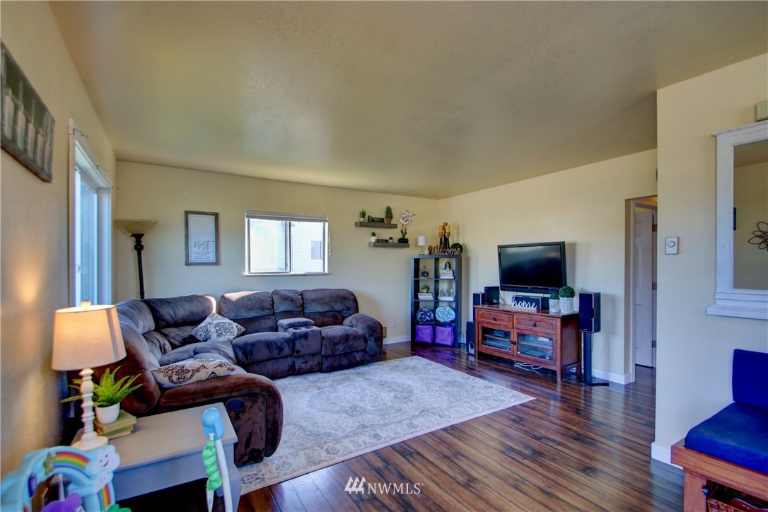 712 Rita Street Sedro-Woolley, WA 98284 - Photo 10 of 31 Gallery Image 10