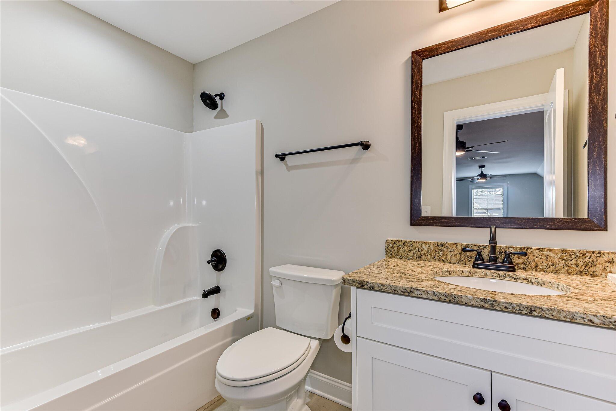 207 Ivy Court McCormick, SC 29835 - Photo 20 of 44 upstairs bath