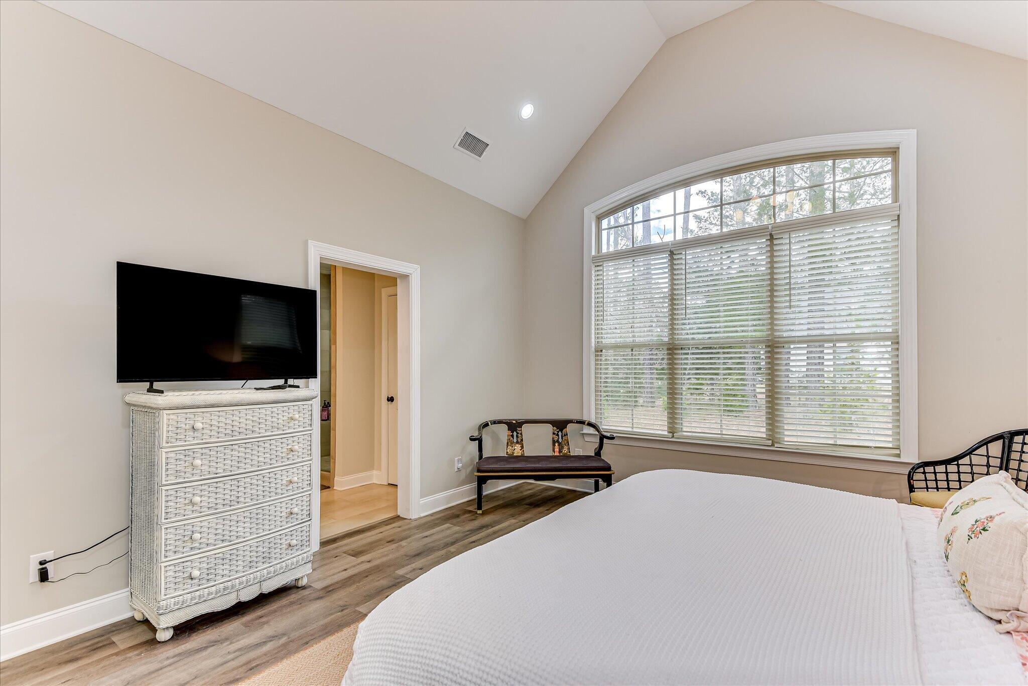 207 Ivy Court McCormick, SC 29835 - Photo 10 of 44 primary suite