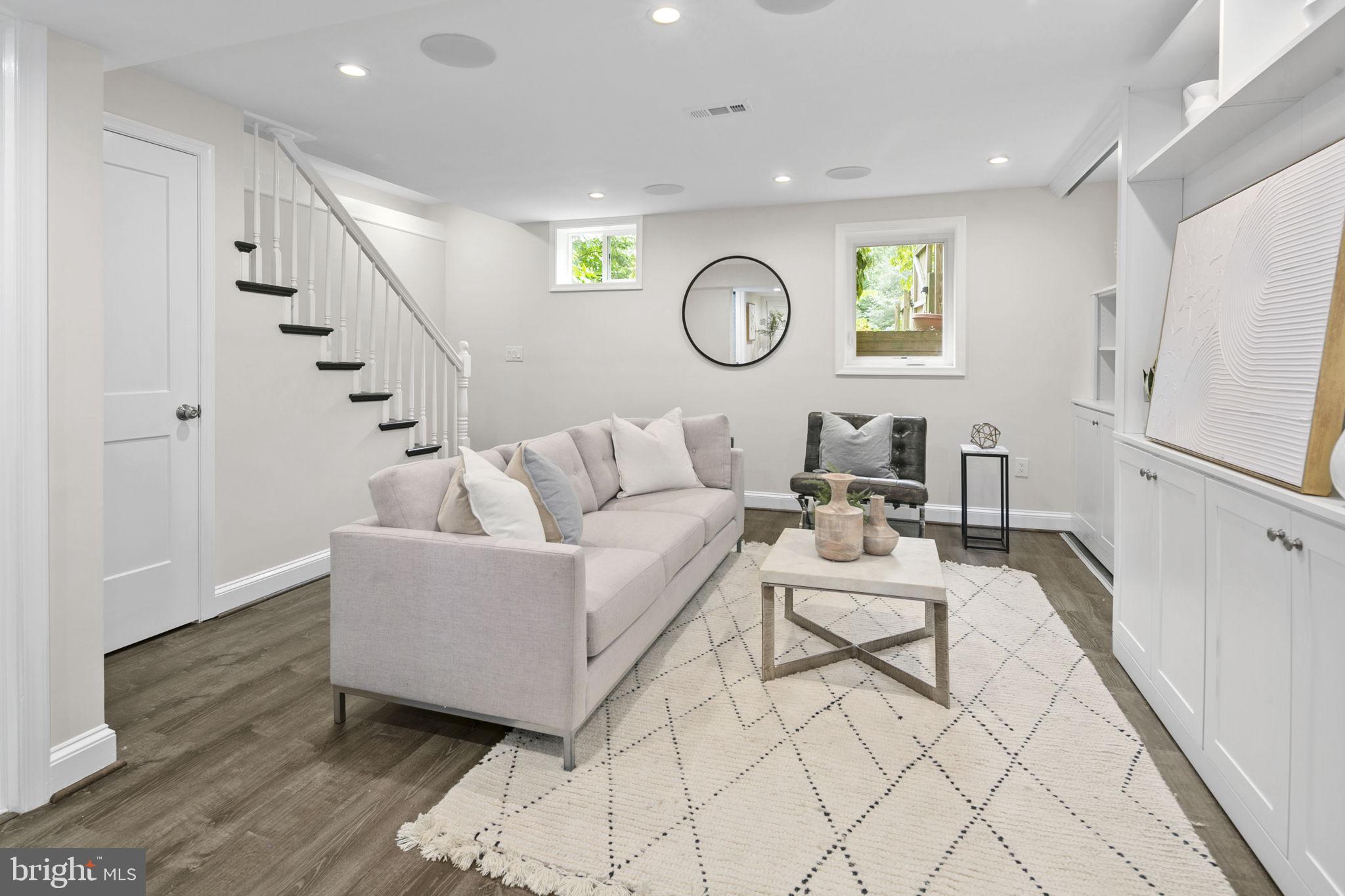 114 Sunnyside Road Silver Spring, MD 20910 - Photo 35 of 45