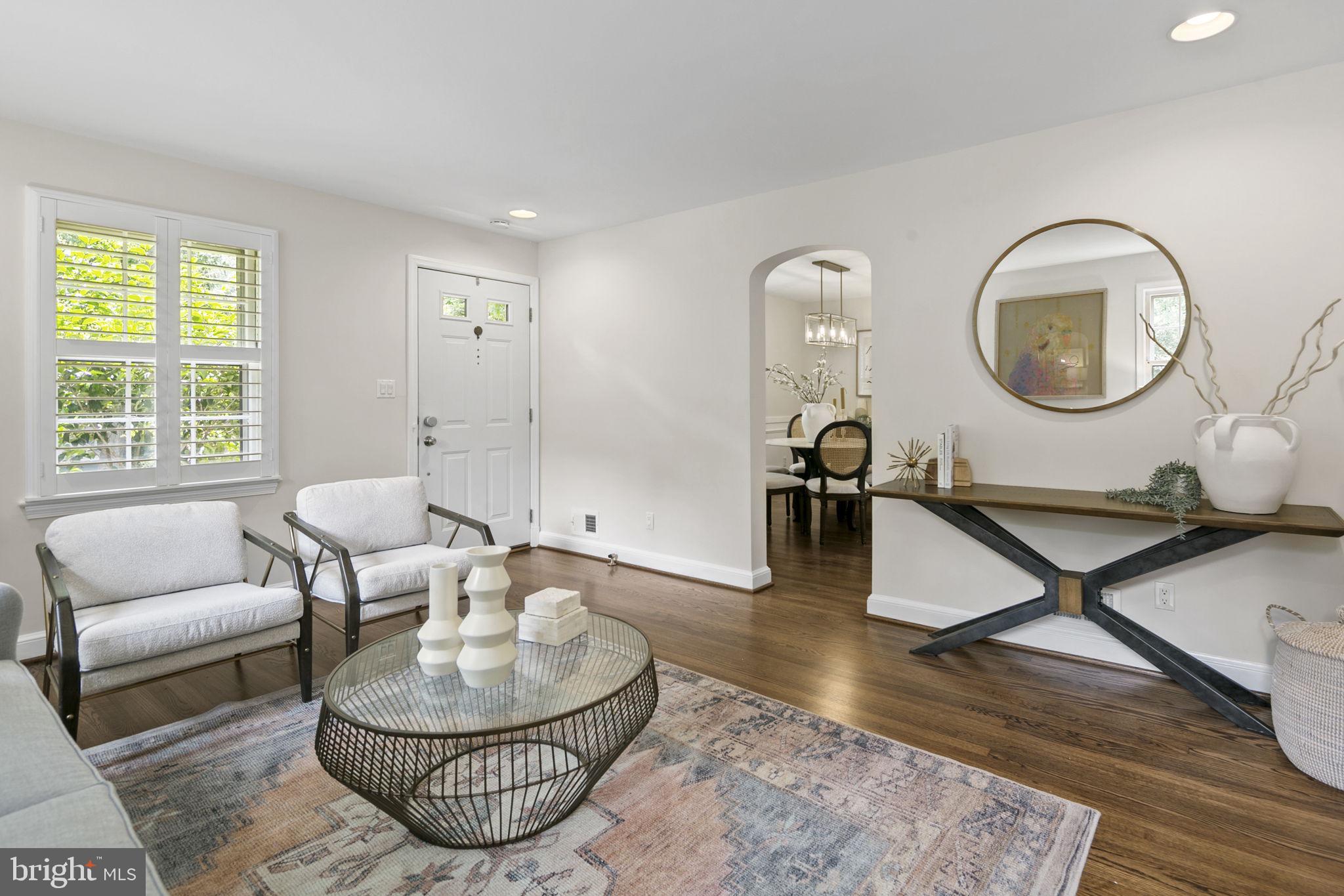 114 Sunnyside Road Silver Spring, MD 20910 - Photo 8 of 45