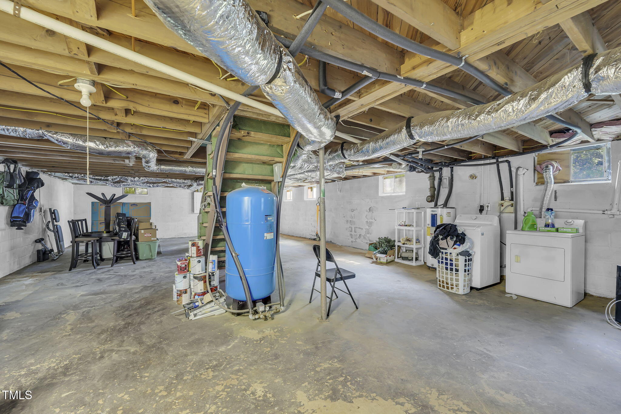 483 Allison Road Ruffin, NC 27326 - Photo 25 of 36 a view of a garage room