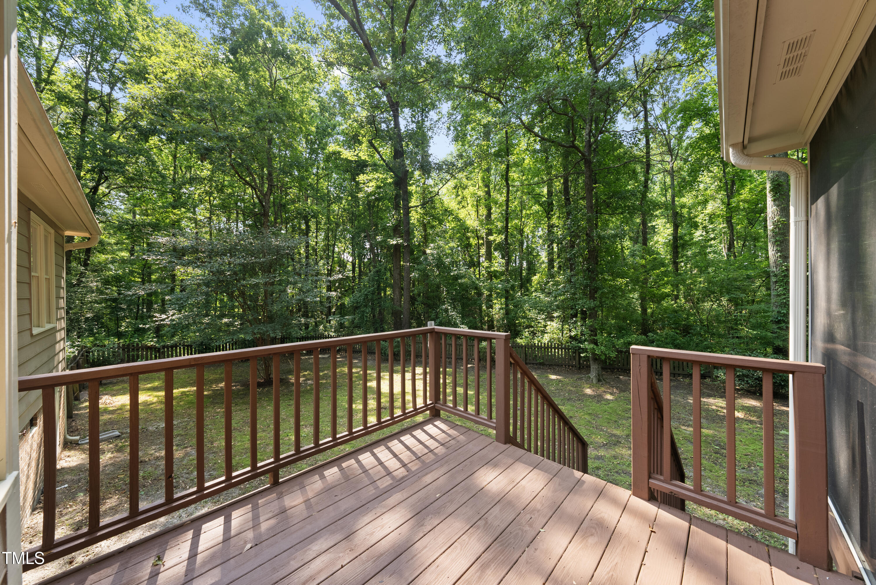 6009 Shadow Moss Circle Raleigh, NC 27603 - Photo 8 of 37 DSC05490