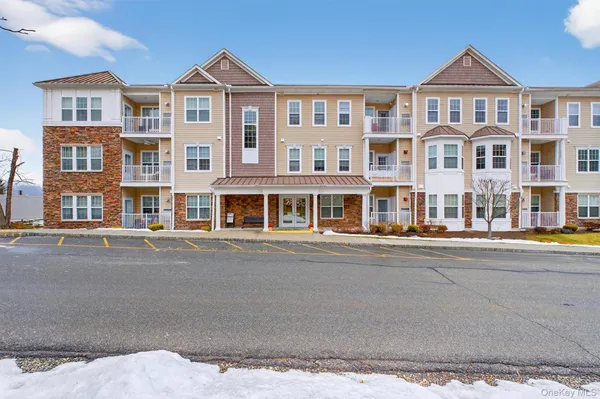 $449,900 | 2 Blair Heights, Unit 3317, Carmel, NY 10512