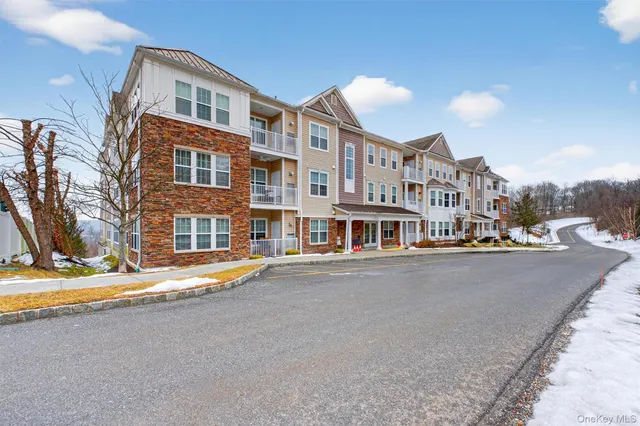 $465,000 | 2 Blair Heights, Unit 3317, Carmel, NY 10512