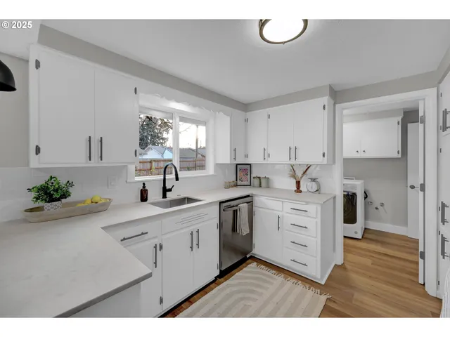 $499,000 | 124 East Anchor Avenue, Eugene, OR 97404