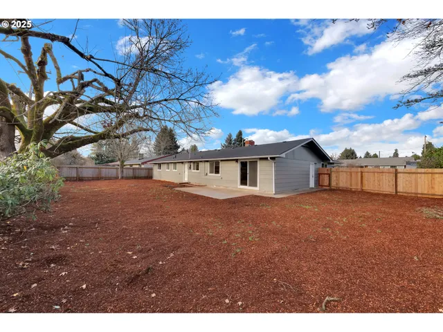 $499,000 | 124 East Anchor Avenue, Eugene, OR 97404