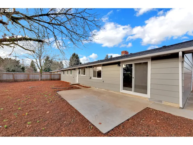 $499,000 | 124 East Anchor Avenue, Eugene, OR 97404