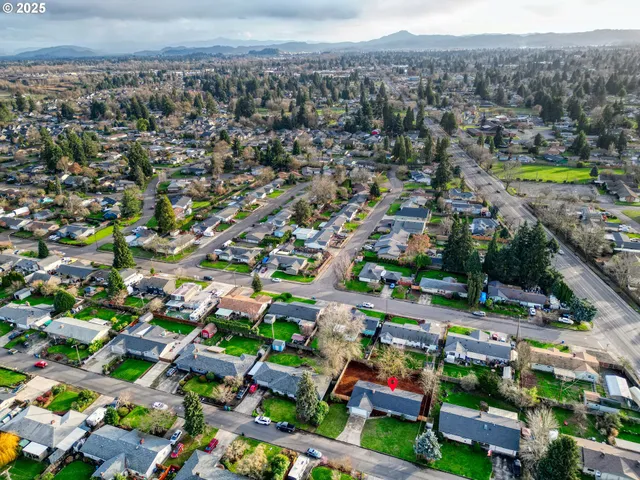 $499,000 | 124 East Anchor Avenue, Eugene, OR 97404