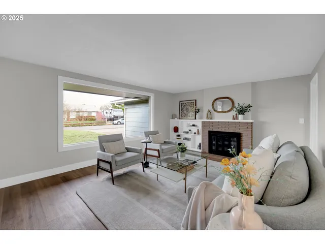 $499,000 | 124 East Anchor Avenue, Eugene, OR 97404