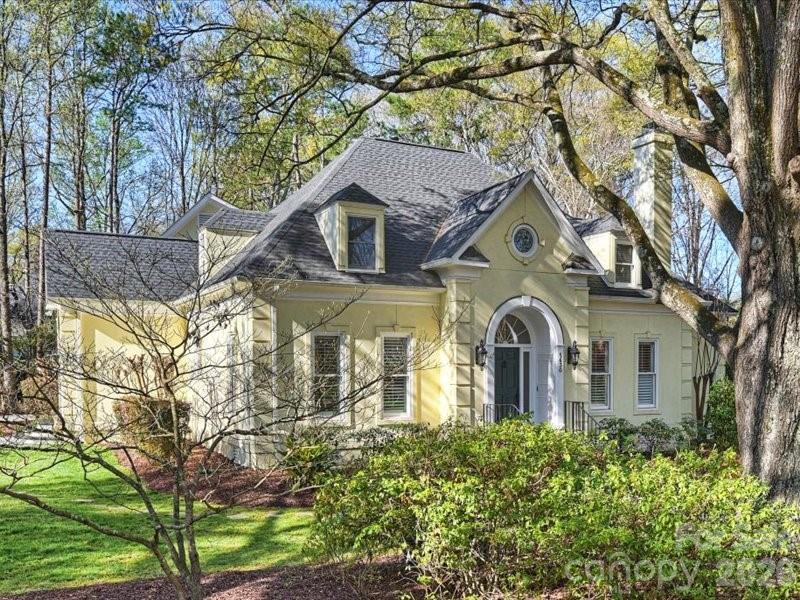 5630 Colony Road Charlotte, NC 28226 - Photo 2 of 47