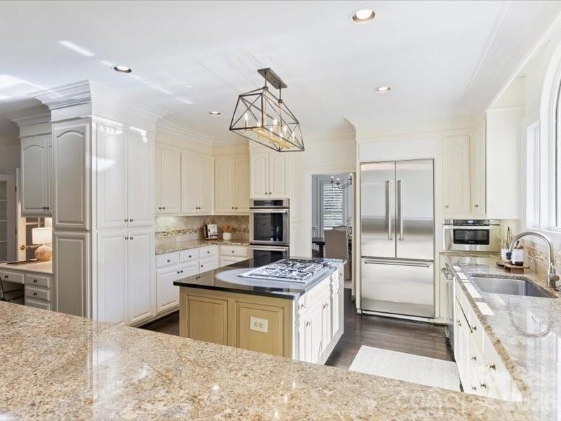 5630 Colony Road Charlotte, NC 28226 - Photo 23 of 47