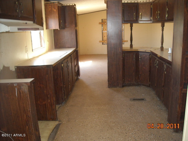 1932 South Winchester Road Apache Junction, AZ 85119 - Photo 4 of 5 Kitchen