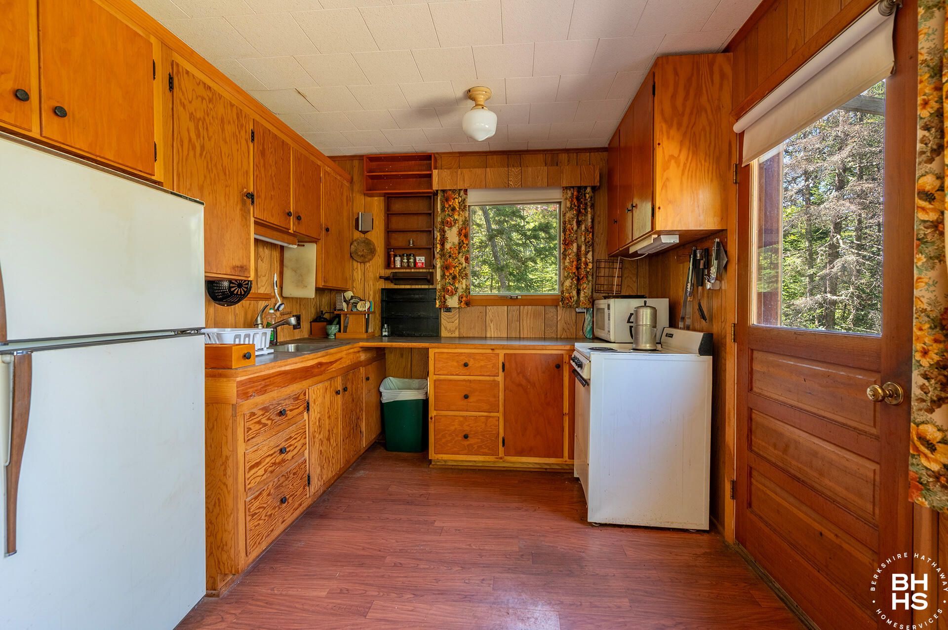 638 Hurricane Road Keene, NY 12942 - Photo 7 of 20 KeeneCabinOnHurricane_Kitchen