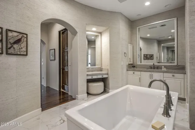 $3,895,000 | 9290 East Thompson Peak Parkway, Unit 110, Scottsdale, AZ 85255