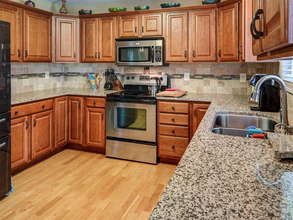 691 Walkers Bend Road Gray, TN 37615 - Photo 9 of 33 Photo 9