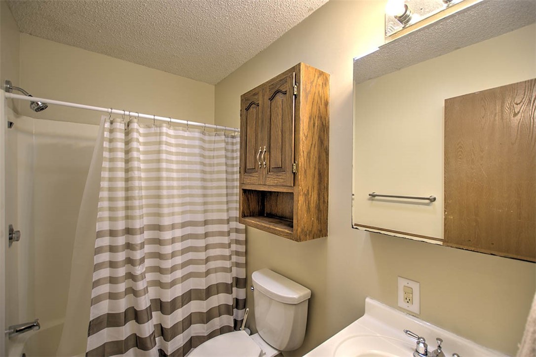 888 McKinney Lane Decatur, IL 62522 - Photo 20 of 30
