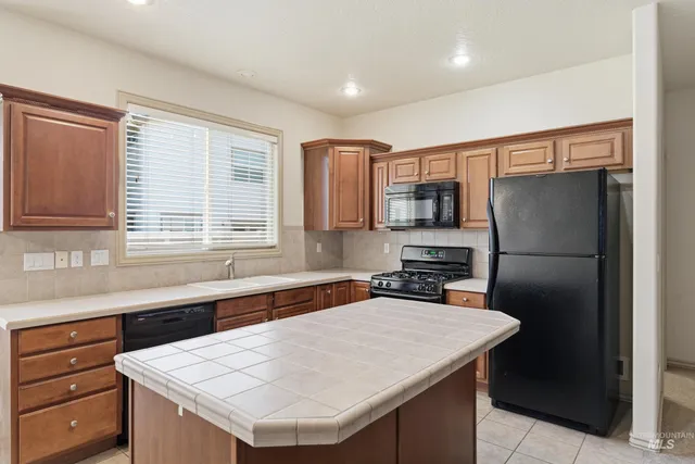 $375,000 | 55 South Selwood Way, Star, ID 83669