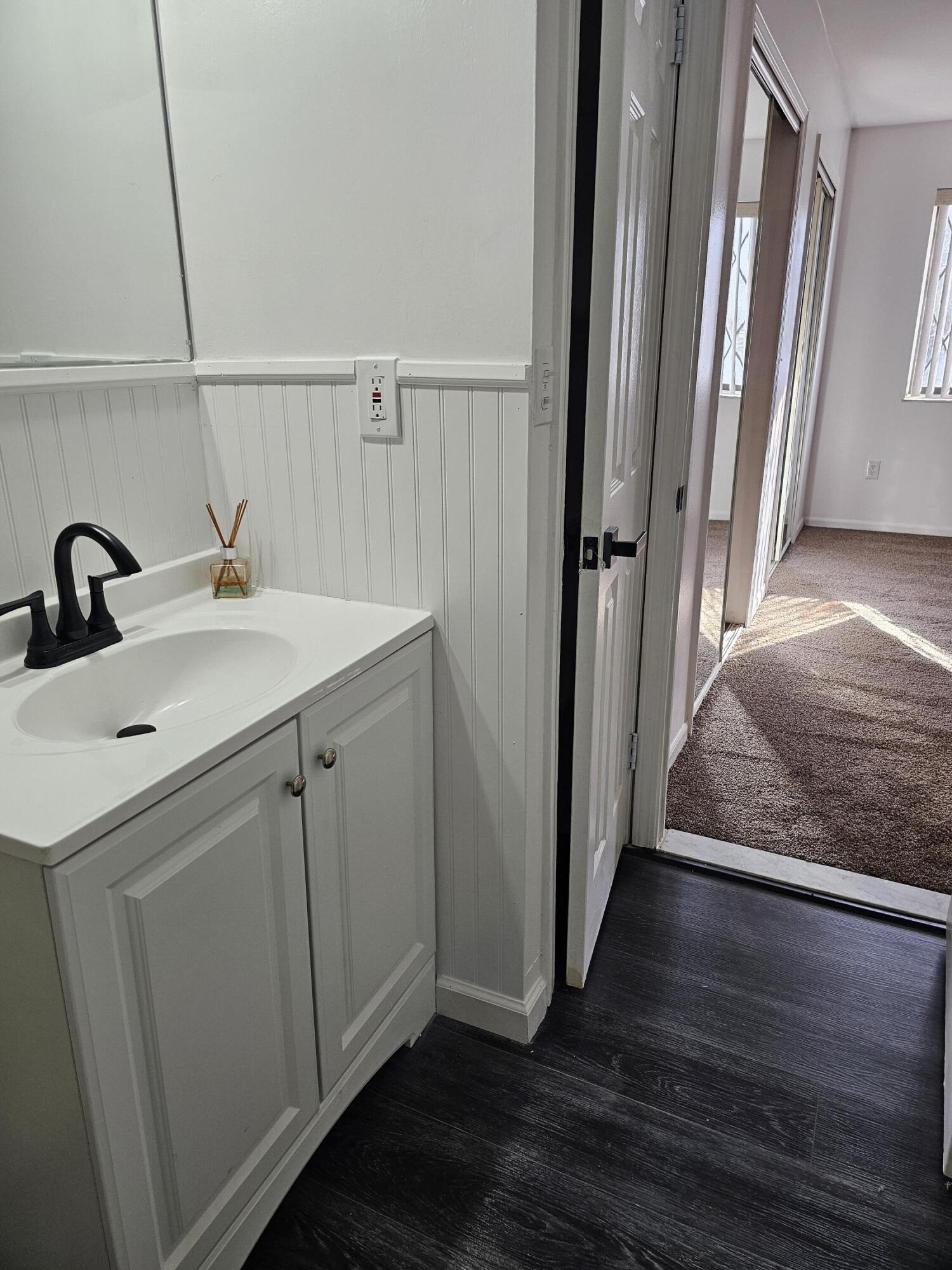 2536 Orchard Lane Flint, MI 48504 - Photo 15 of 24 20251020_162220