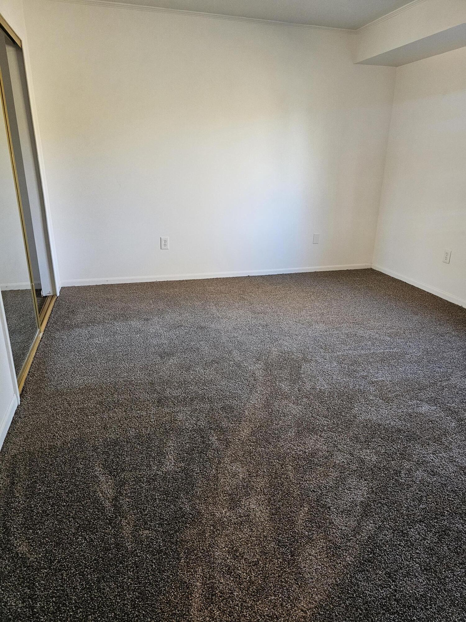 2536 Orchard Lane Flint, MI 48504 - Photo 16 of 24 20251020_162234