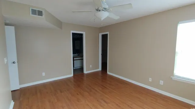 $1,300 | 2269J Essex Drive, Surfside Beach, SC 29575