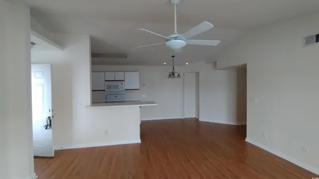 $1,300 | 2269J Essex Drive, Surfside Beach, SC 29575