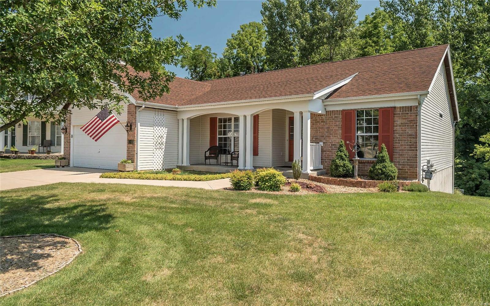 424 Rascal Crossing O'Fallon, MO 63366 - Photo 1 of 46