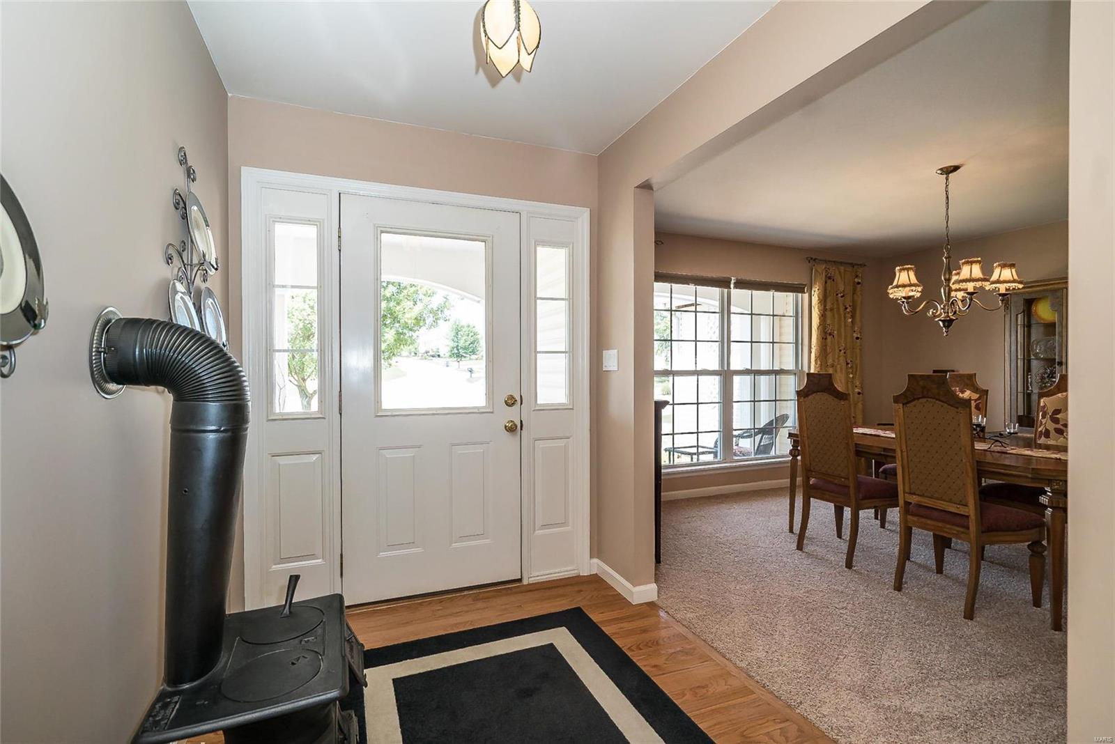424 Rascal Crossing O'Fallon, MO 63366 - Photo 2 of 46