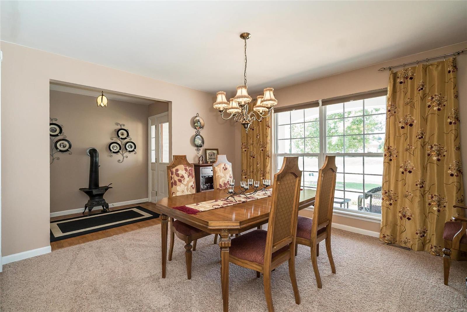 424 Rascal Crossing O'Fallon, MO 63366 - Photo 3 of 46