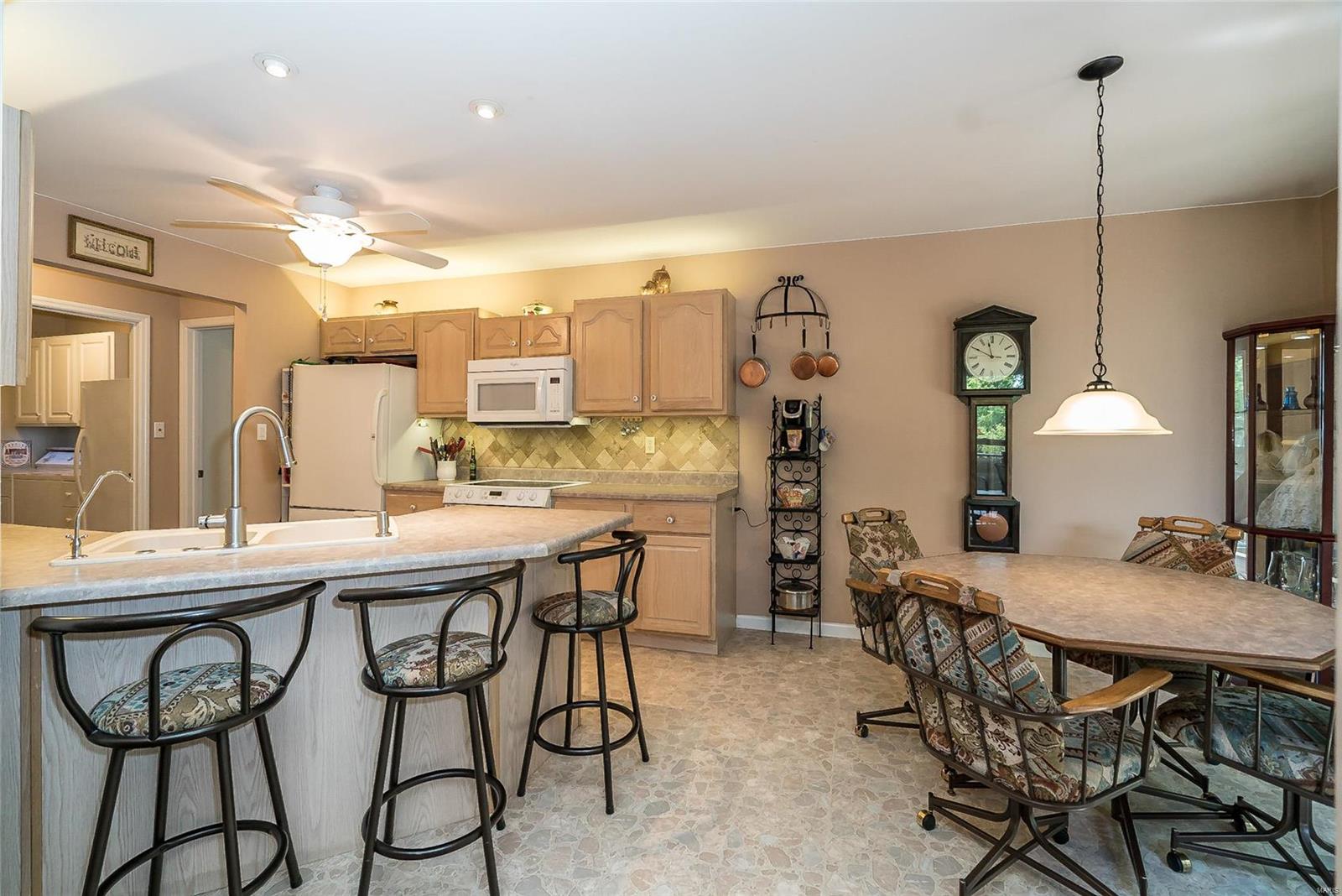 424 Rascal Crossing O'Fallon, MO 63366 - Photo 6 of 46