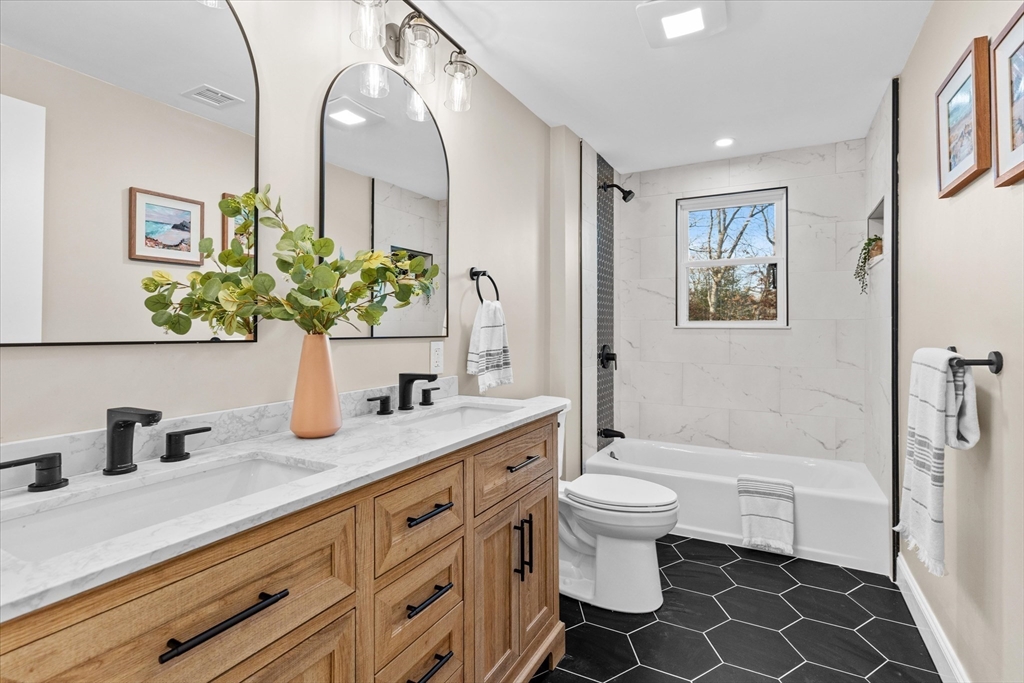 12 Samoset Road Peabody, MA 01960 - Photo 15 of 42 Gallery Image 15