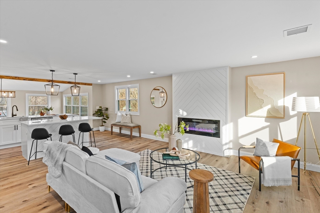 12 Samoset Road Peabody, MA 01960 - Photo 2 of 42 Gallery Image 2