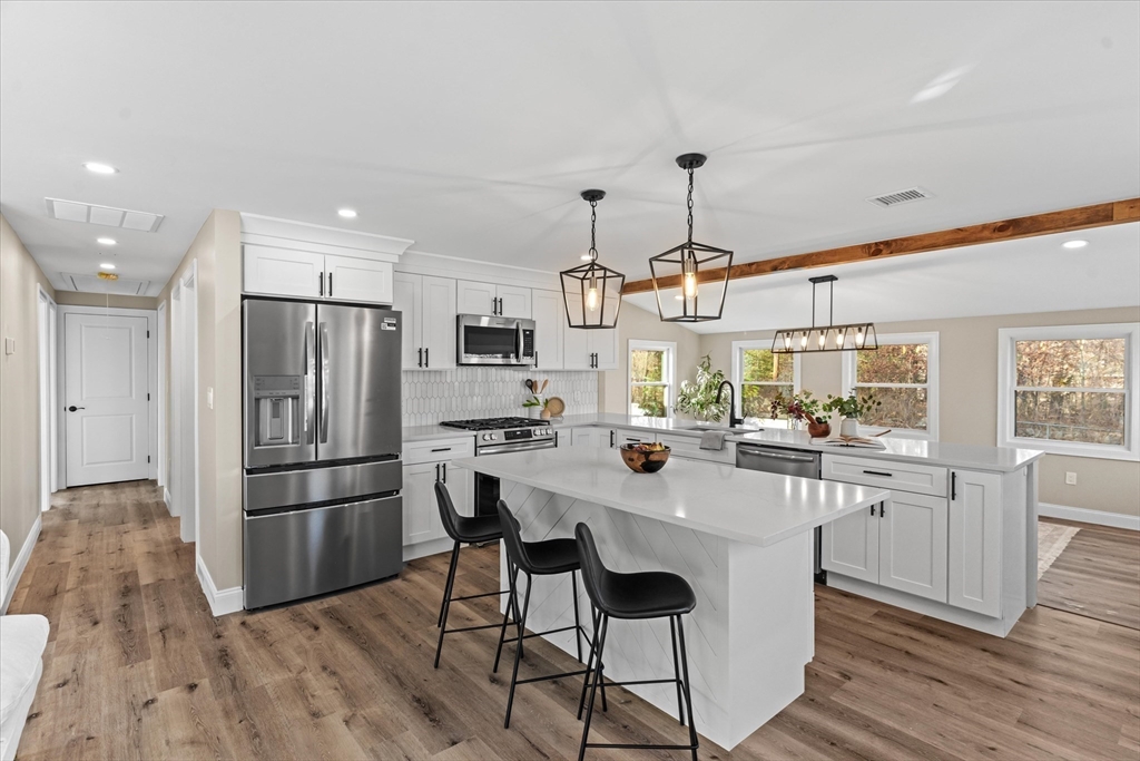 12 Samoset Road Peabody, MA 01960 - Photo 6 of 42 Gallery Image 6