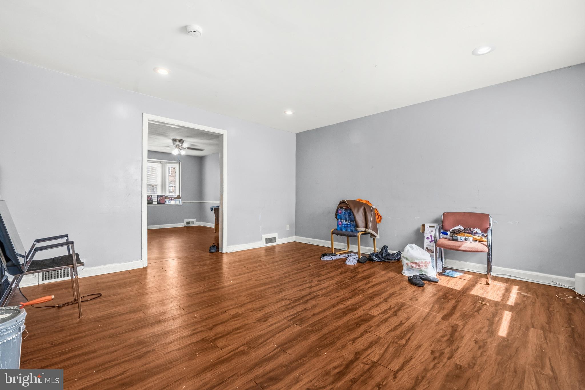 1636 Pentwood Road Baltimore, MD 21239 - Photo 3 of 24