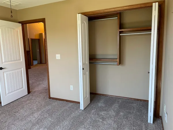 $325,000 | 1200 North Hamilton Circle, Derby, KS 67037