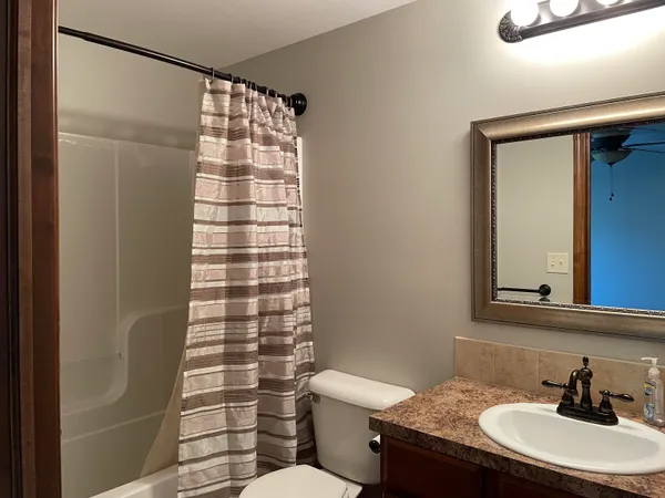 $325,000 | 1200 North Hamilton Circle, Derby, KS 67037