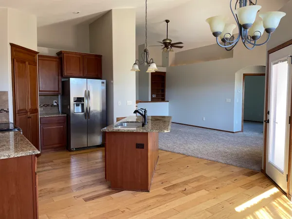 $325,000 | 1200 North Hamilton Circle, Derby, KS 67037