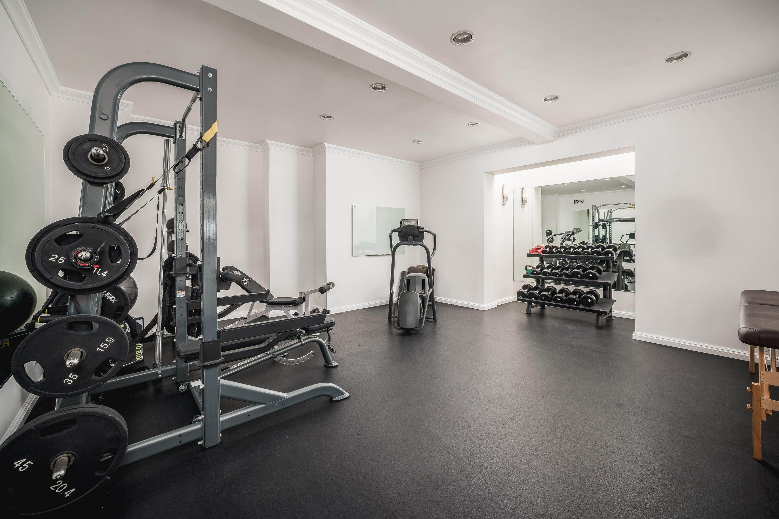 4265 Cresta Avenue Santa Barbara, CA 93110 - Photo 44 of 48 In Home Gym