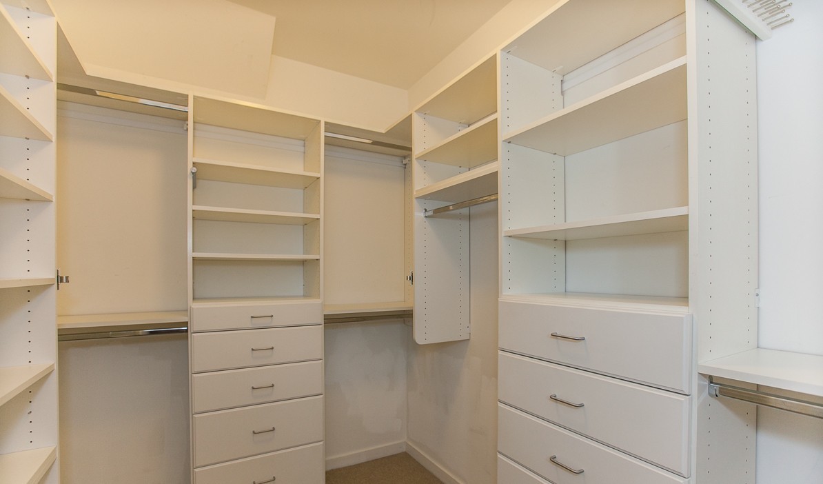 1715 West George Street Chicago, IL 60657 - Photo 9 of 17