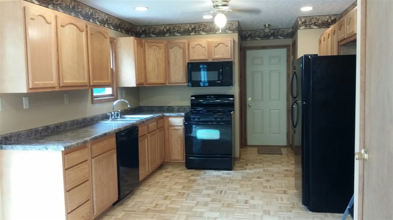 4972 East Lentz Road Bloomington, IN 47408 - Photo 4 of 14 Gallery Image 4