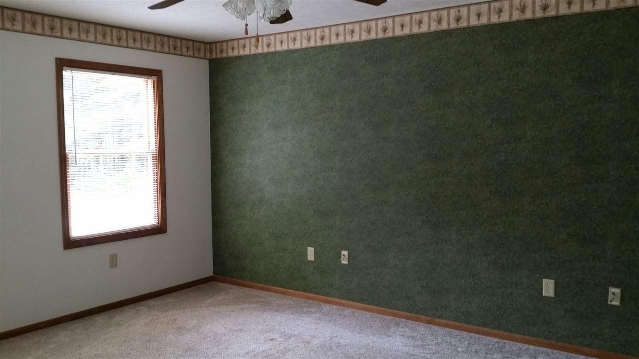 4972 East Lentz Road Bloomington, IN 47408 - Photo 9 of 14 Gallery Image 9