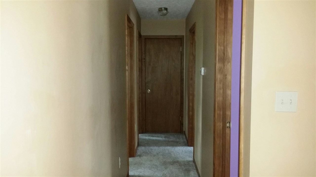 4972 East Lentz Road Bloomington, IN 47408 - Photo 10 of 14 Gallery Image 10