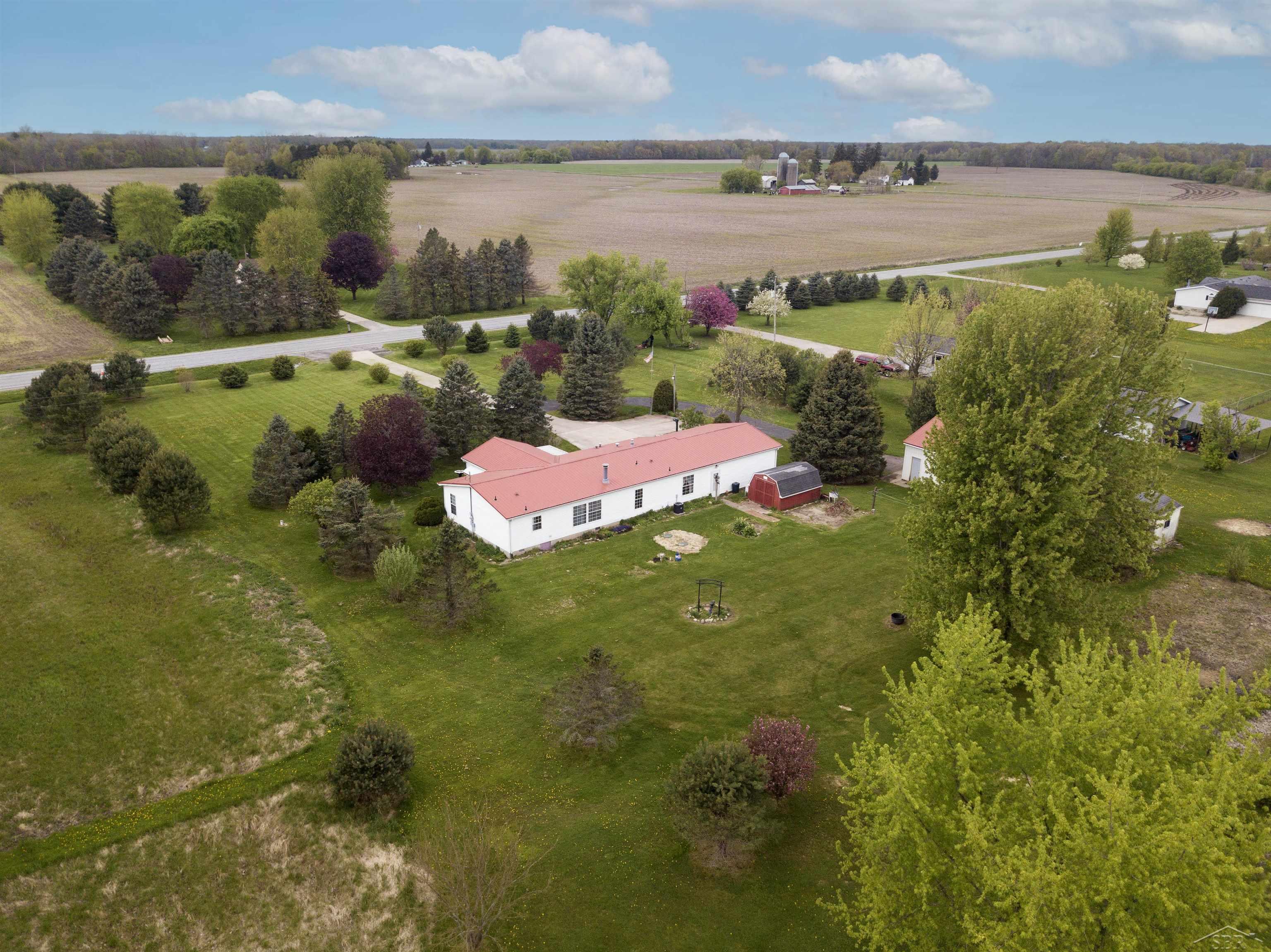 13301 Elms Road Birch Run, MI 48415 - Photo 8 of 39