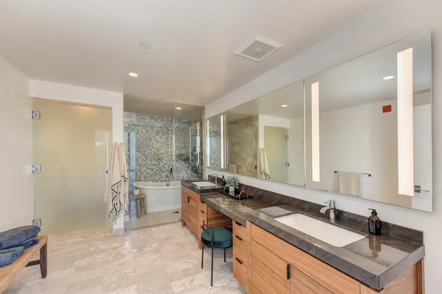 $1,549,000 | 500 J Street, Unit 1501, Sacramento, CA 95814