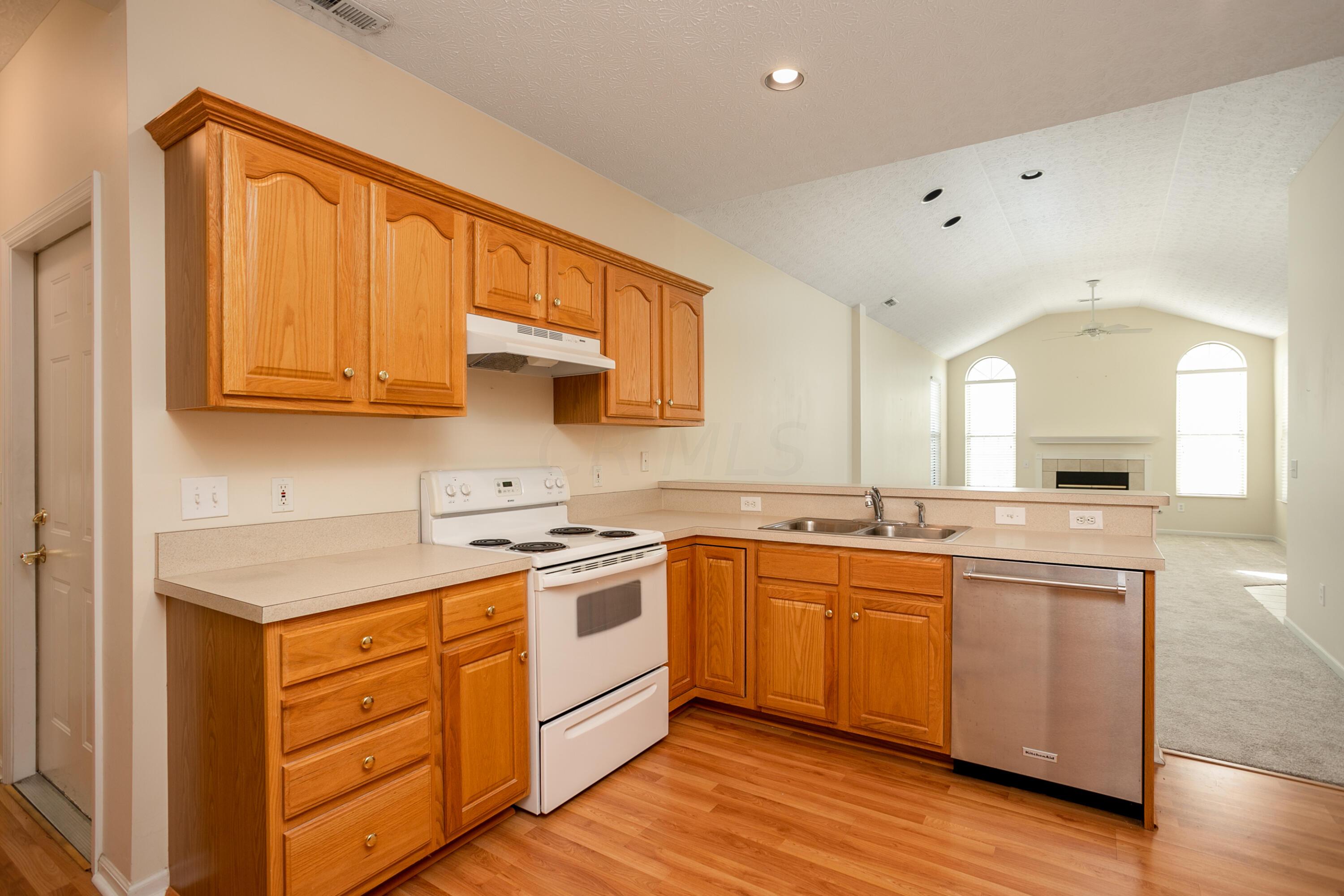 3691 Stoneway Point Powell, OH 43065 - Photo 7 of 29 _MG_4982-Edit