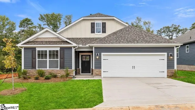 $279,900 | 1832 Wabash Place, Boiling Springs, SC 29316