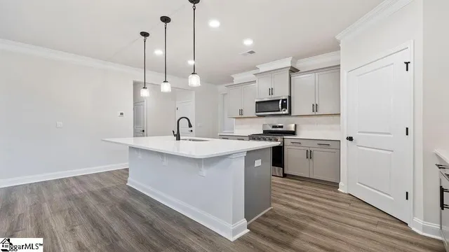 $279,900 | 1832 Wabash Place, Boiling Springs, SC 29316